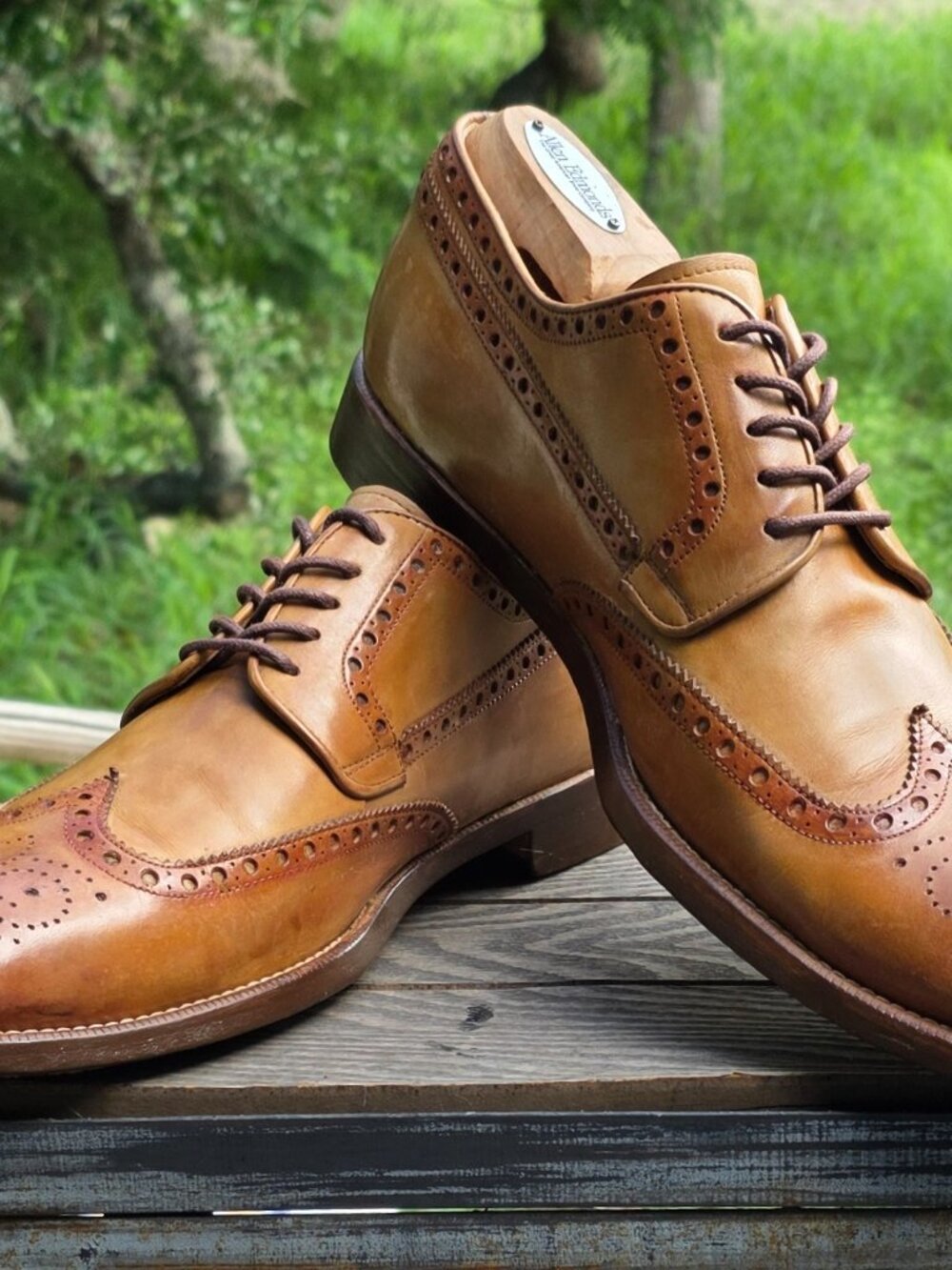 Magnanni 9.5 M Tan Wingtip Derby Leather Mens Dress Shoes
